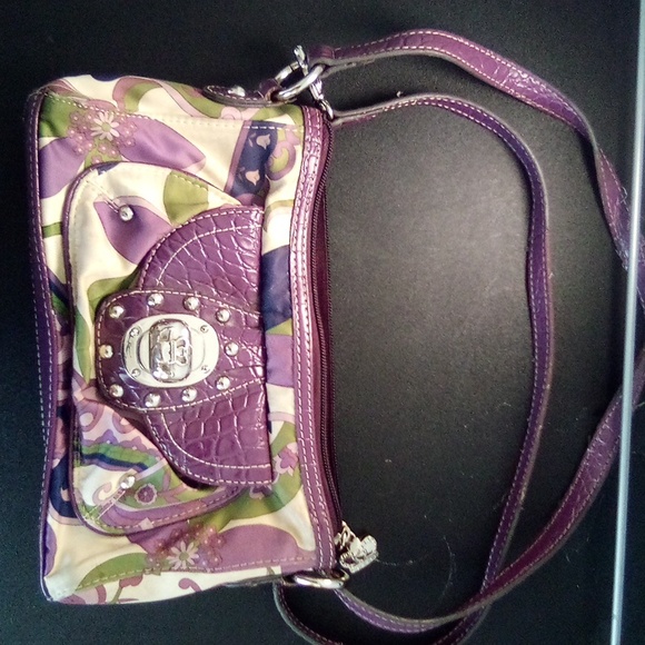 Kathy Van Zeeland purse - Picture 1 of 9